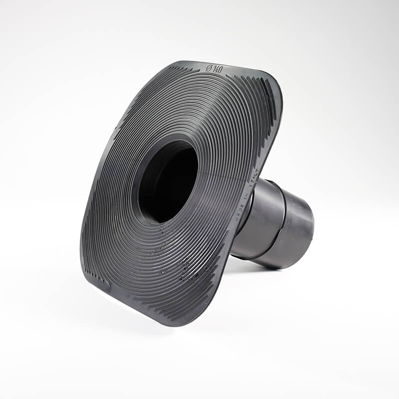 Alternative view of Art 17 bitumenes tetőösszefolyó d140 h250